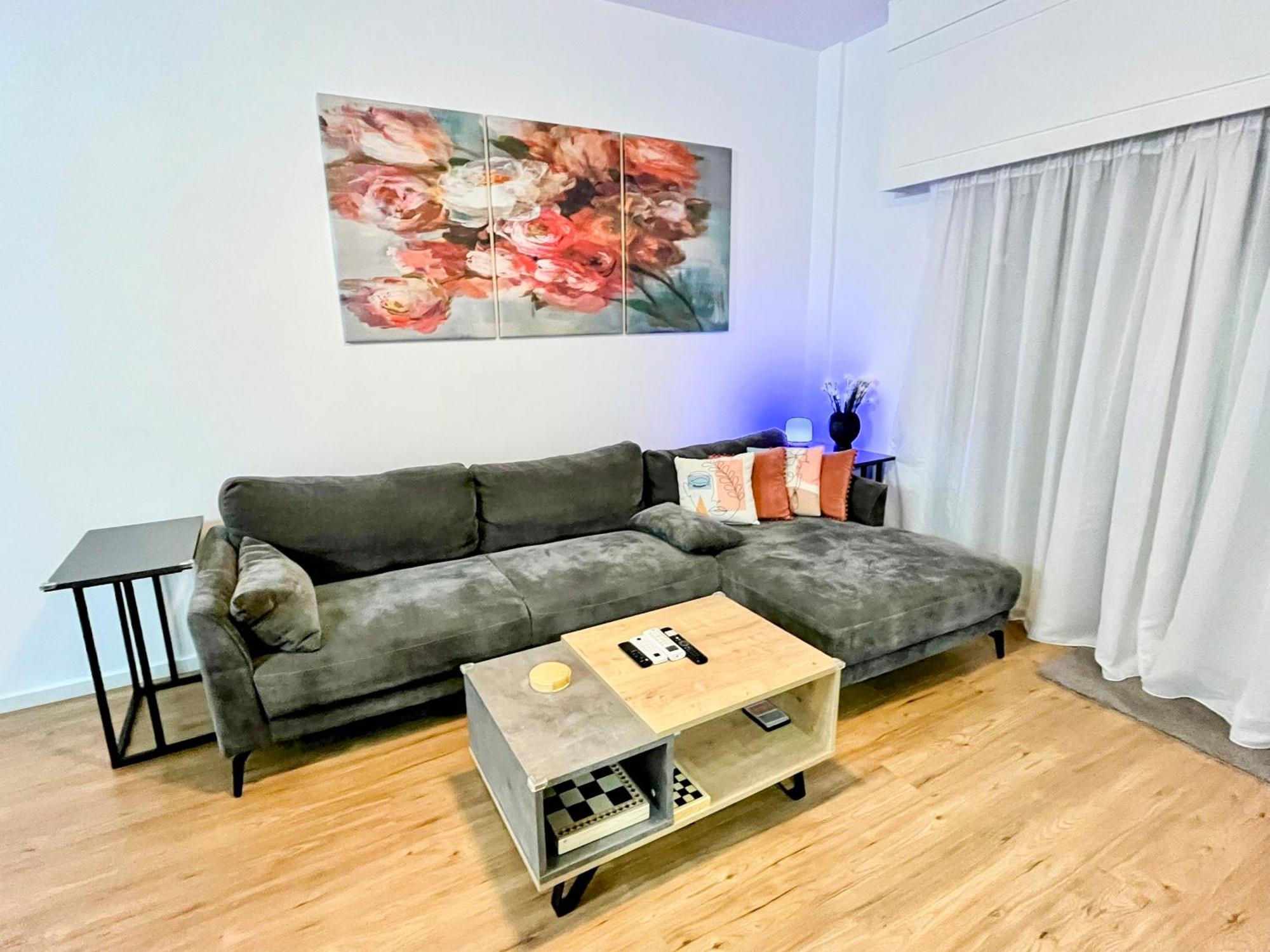 Modern Apartment Near Mckenzie Beach Larnaca Eksteriør billede